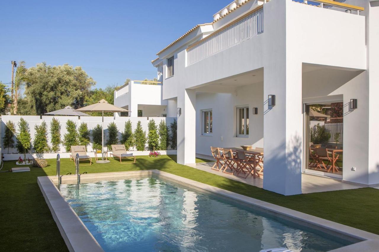 THE QUAD Luxury Villas Ligia Exterior foto