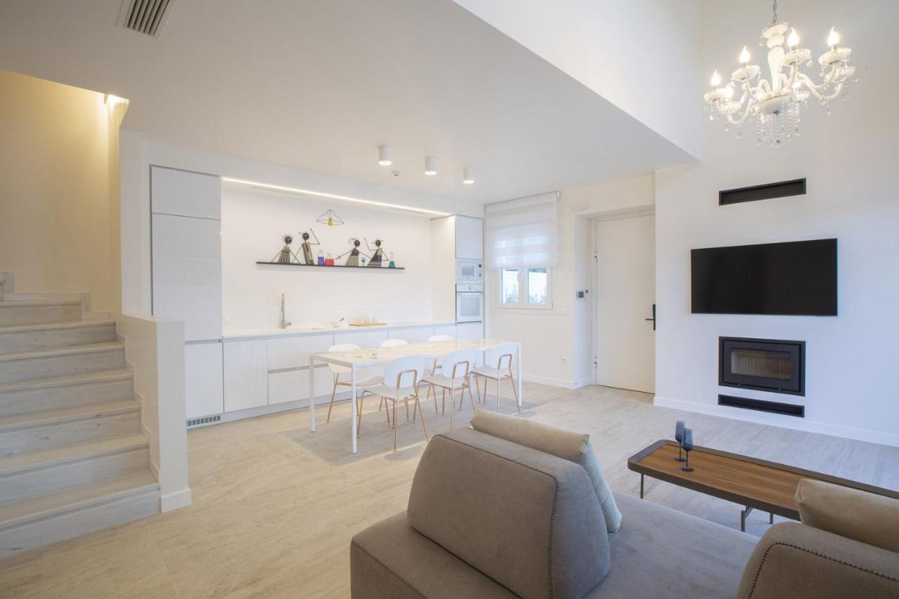 THE QUAD Luxury Villas Ligia Exterior foto