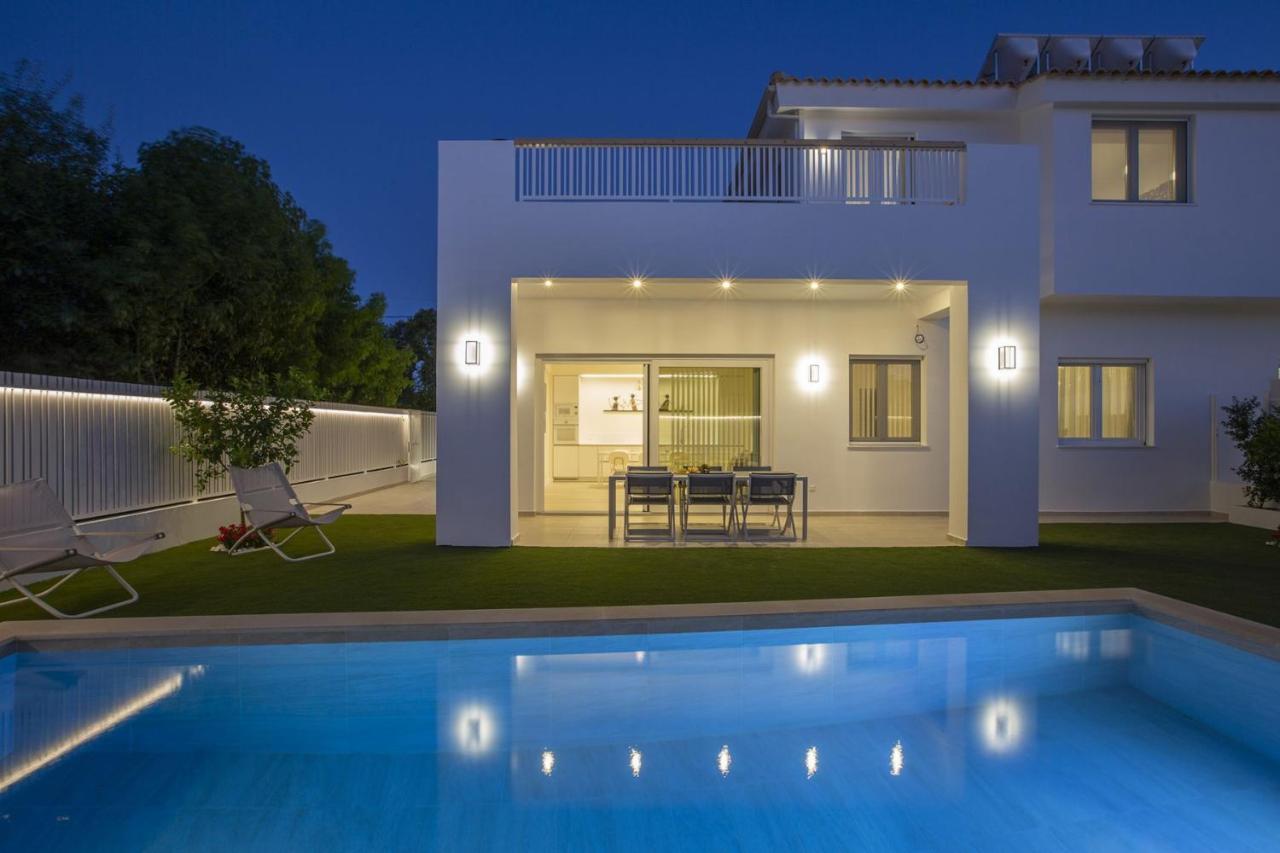 THE QUAD Luxury Villas Ligia Exterior foto